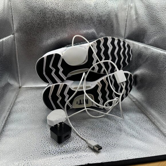 Size 8.5 Nike Hyper Adapt 2.0 Bred EARL Mens Black Red Sneakers 843871-005 - Picture 12 of 12